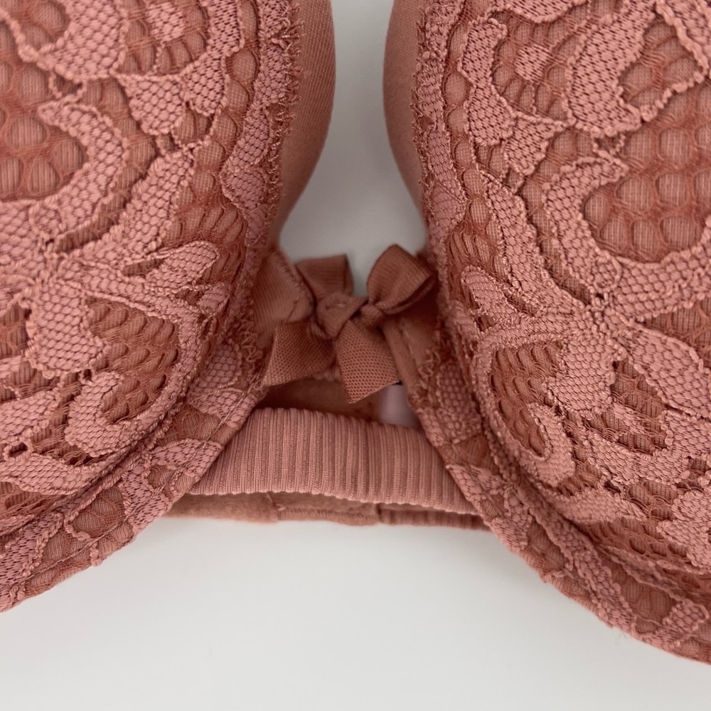Victoria's Secret Body by Victoria Perfect Shape Lace Bra, Rose Pink, Size 32C - Picture 3 of 8